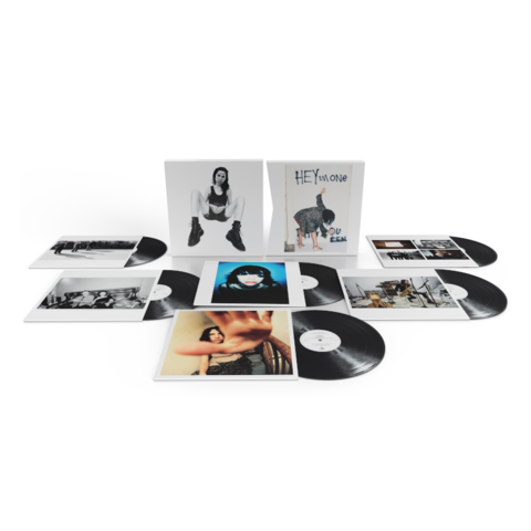 B-Sides, Demos & Rarities von PJ Harvey - 6LP jetzt im Bravado Store