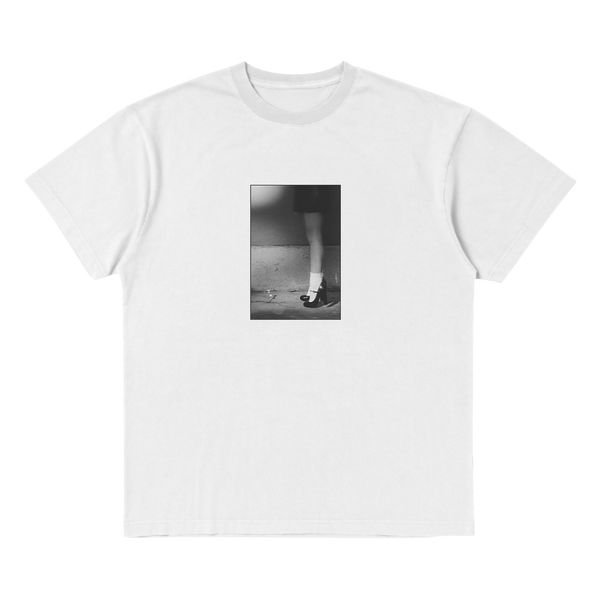 Ariana Grande - petal in the pavement t-shirt (white) (T-Shirt)