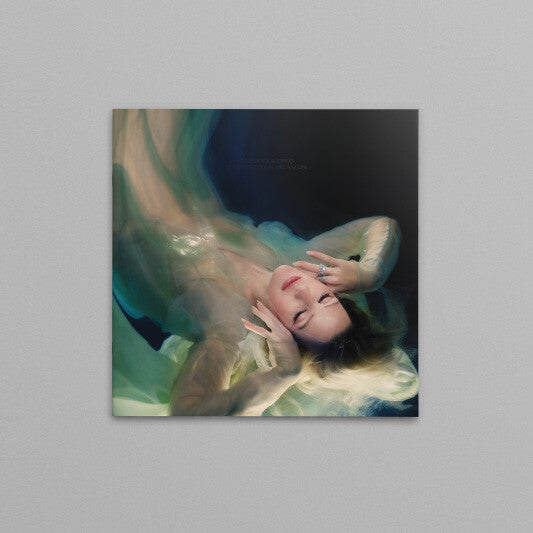 Ellie Goulding Higher Than Heaven Glossy Photo Book with Deluxe CD (Limited Edition) 287450