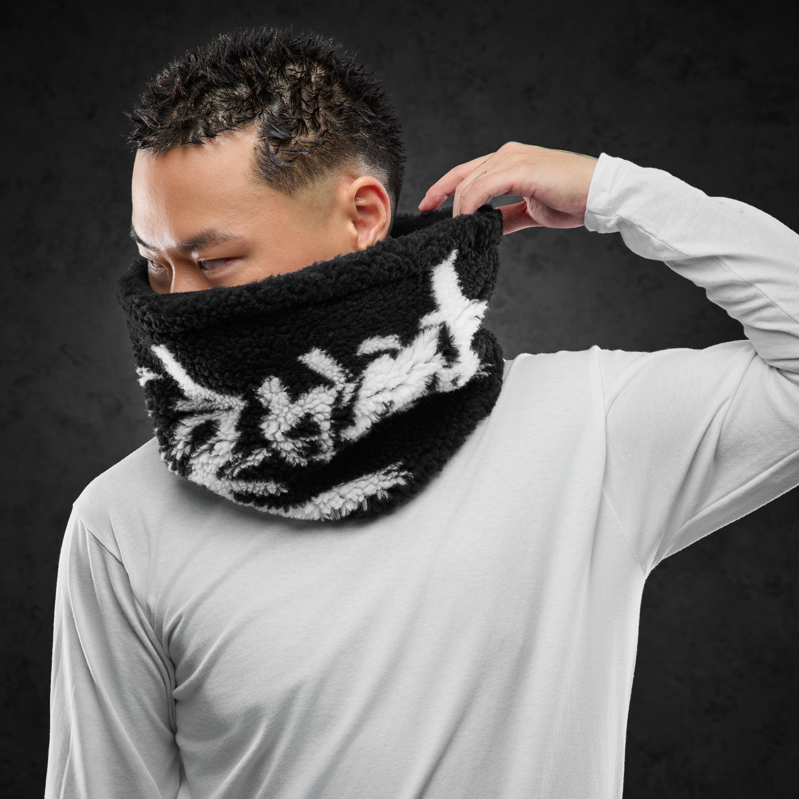 Eternal God Fleeze Scarf Scarf 434127