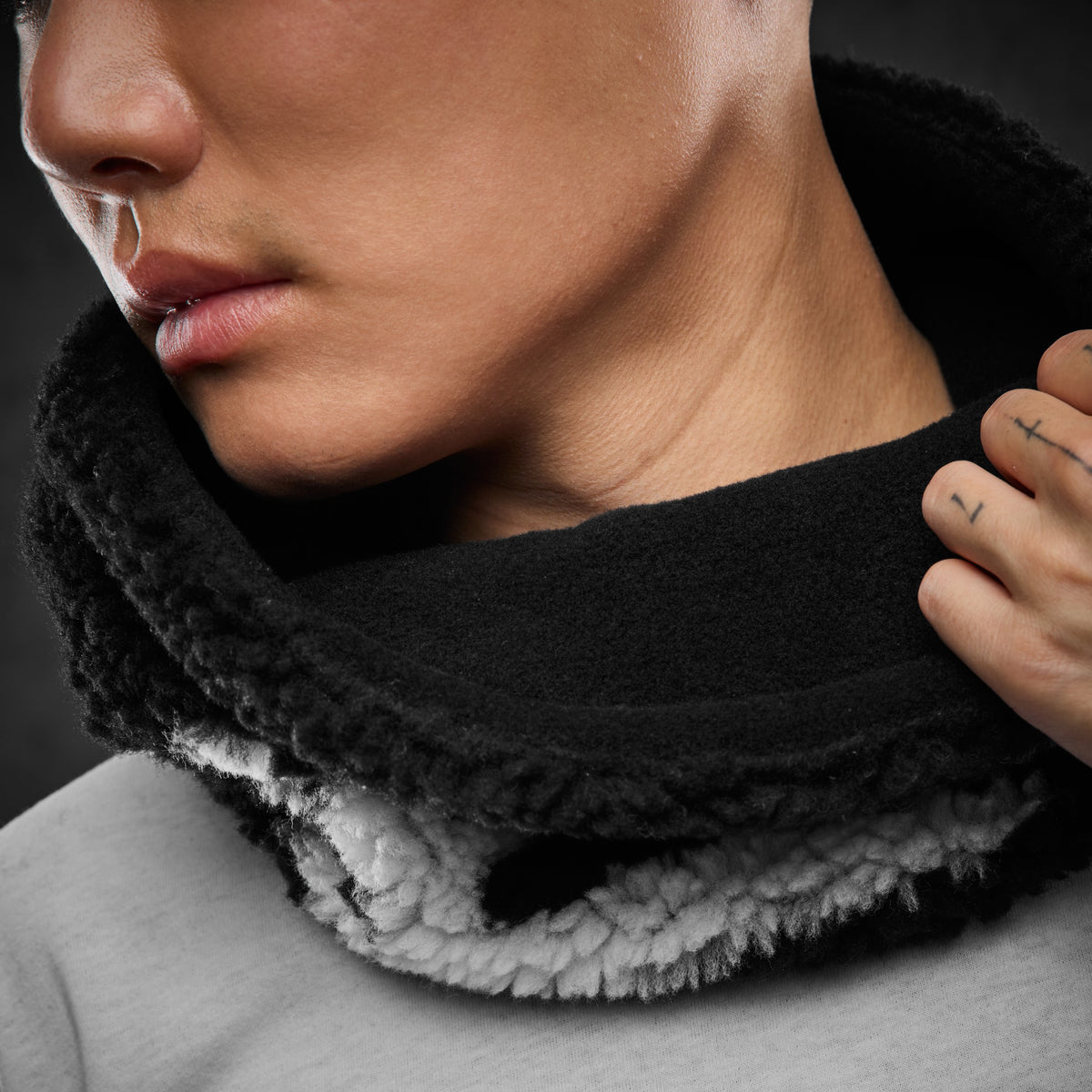 Eternal God Fleeze Scarf Scarf 434125