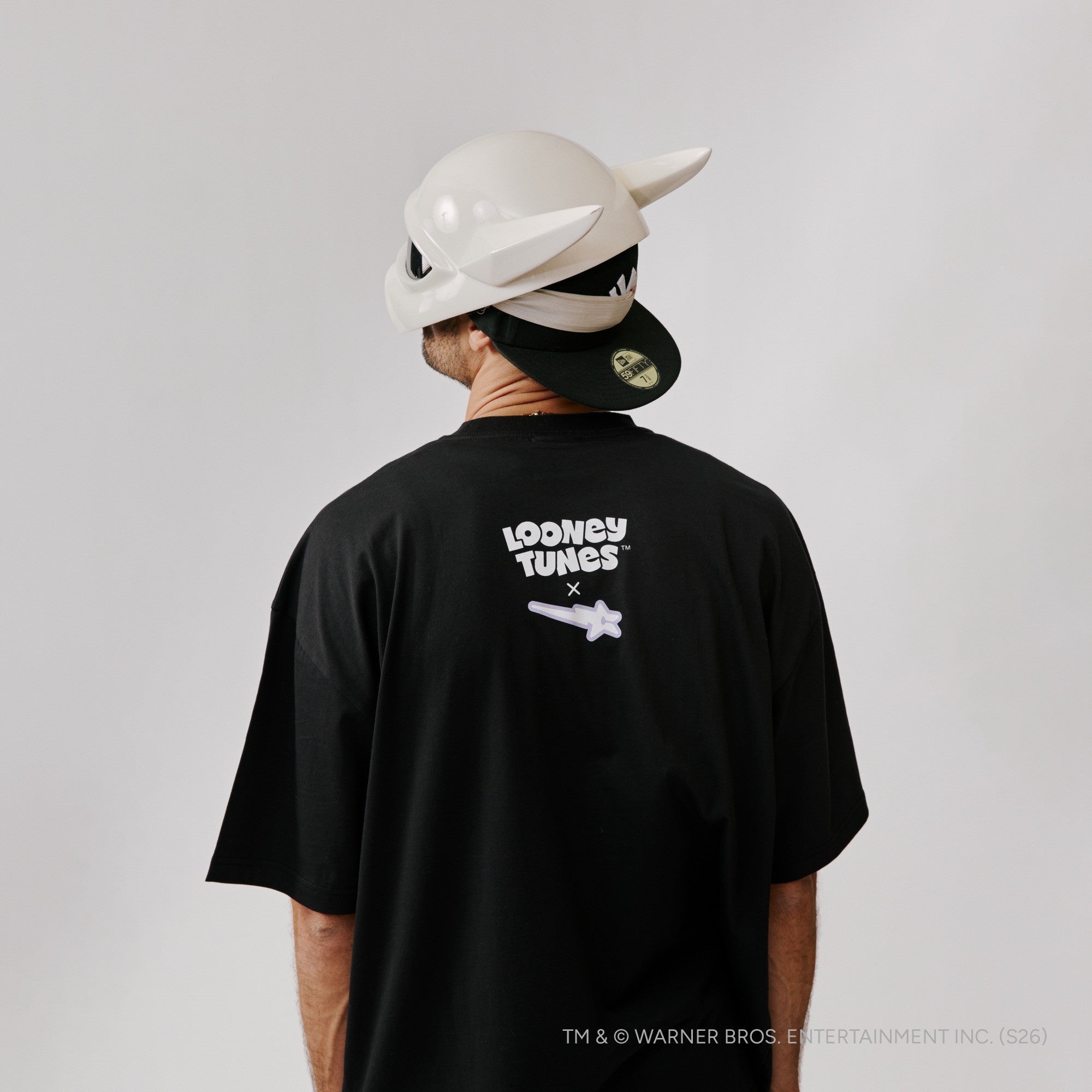 Looney Tunes & Cro Bugs Running Shirts 440013