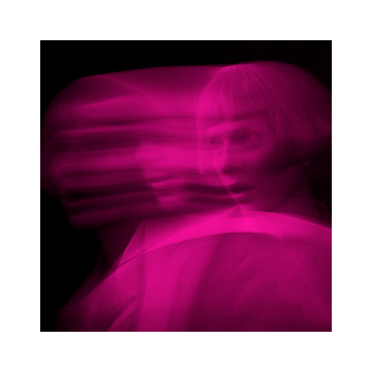 TOMORA COME CLOSER Standard CD + Signed CD Art Card 434999