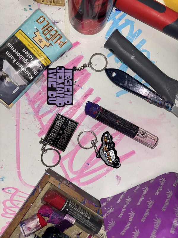 Vega - 3er Set Schlüsselanhänger (Keyring)